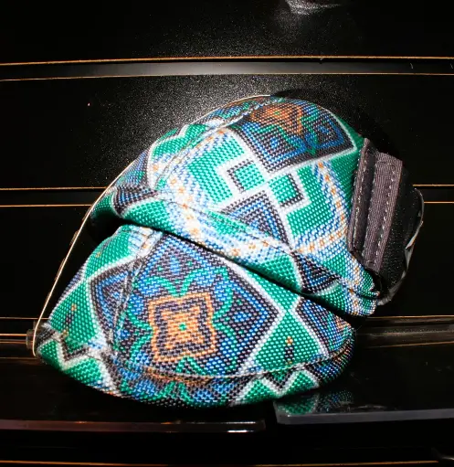 [13907] Emerald Diamond Dy No Turn Bell Boot